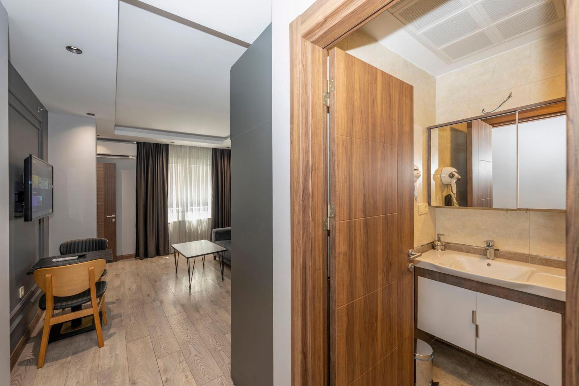 Comfort Suites Hotel اسطنبول المظهر الخارجي الصورة